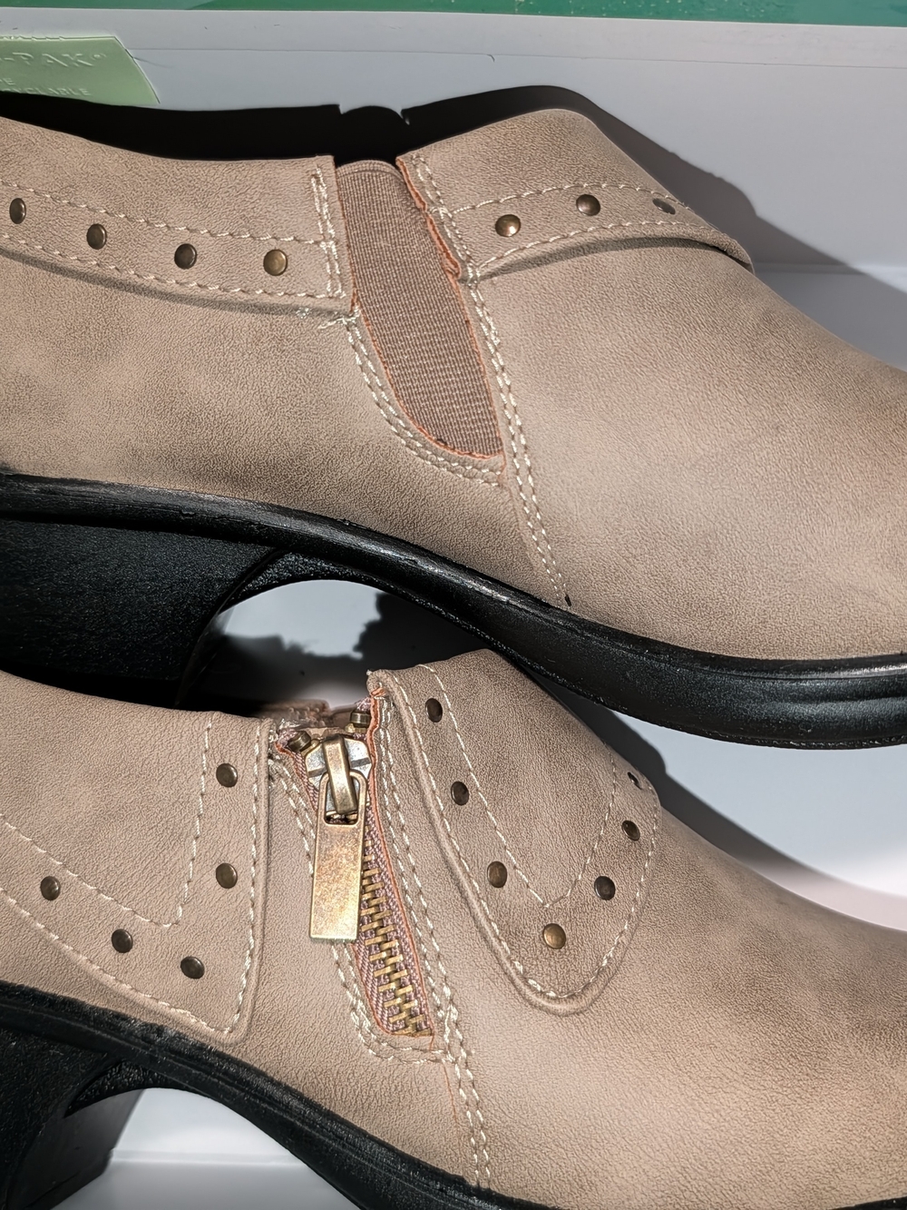 10M Easy Street Darcy II Taupe Slip-On Leather Casual Shoes with Zip Accent